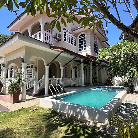 Villa The Nook, Kuala Terengganu Extérieur photo